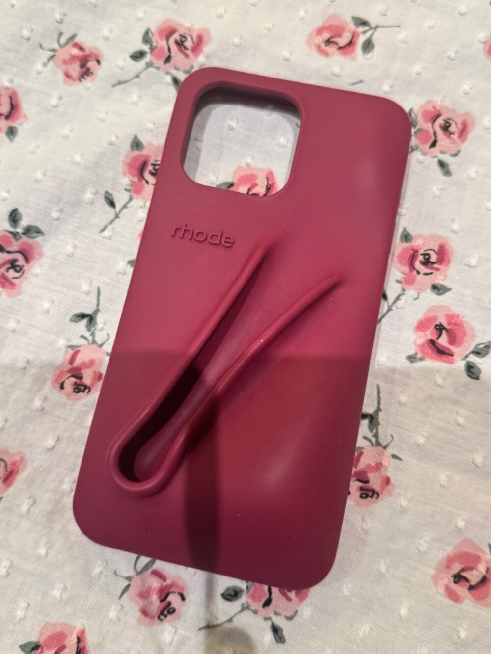 Rhode Lip Case iPhone 15 Pro Max — Raspberry Jelly (Discontinued)